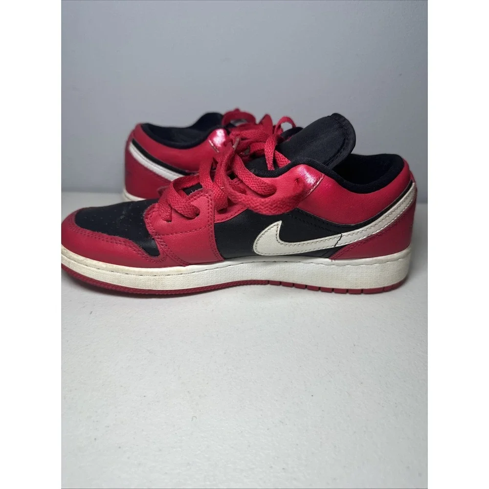 Nike Boys‎ Air Jordan 1 Low 553560-061 Red Casual Shoes Sneakers Size 6.5Y